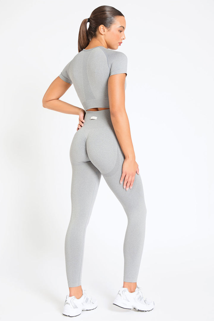 Contour Seamless Crop Tee