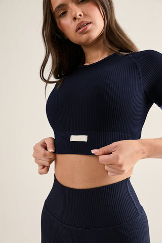 Ribbed Seamless Crop Tee